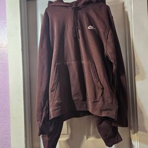 Nike Men Maroon Pullover Over Hoodie And Pants Size Large